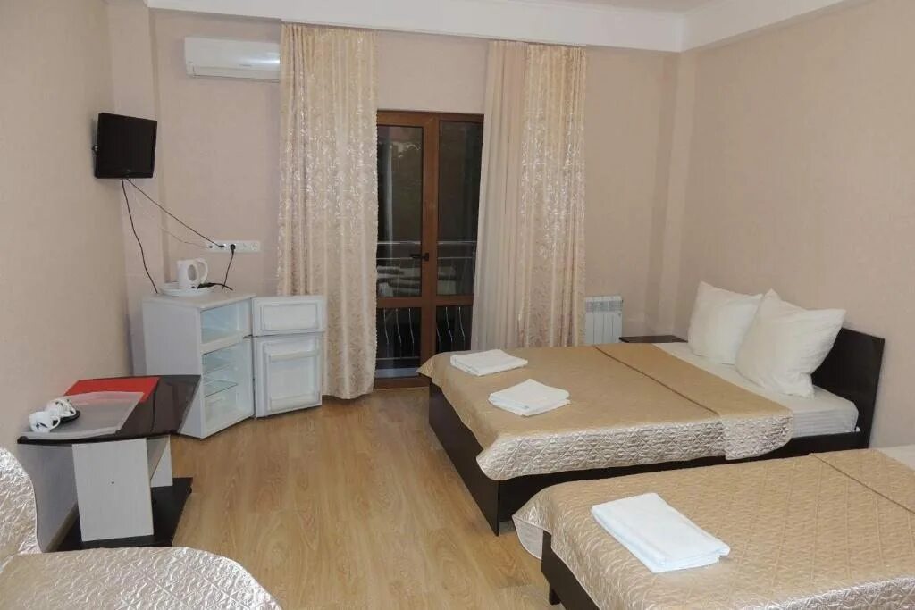 Гостевой дом у черного моря адлер. Экодом black sea адлер. Гостевой дом у черного моря адлер. Гостевой дом у черного моря адлер. Гостевой дом алена адлер.