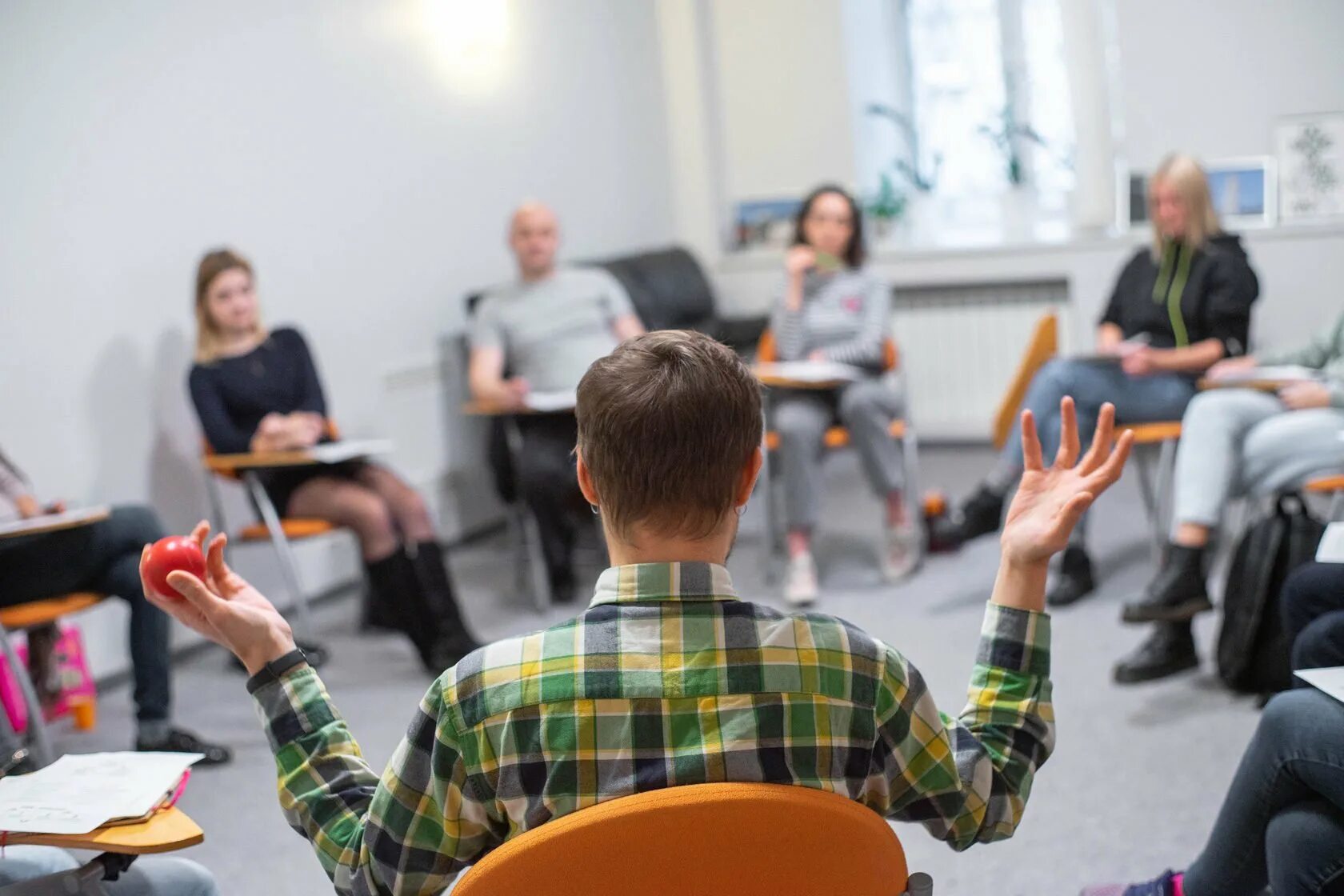 Тренинг психотерапевтический групповой психотерапевтический. Психологический тренинг. Групповой психологический тренинг. Тренинг с психологом. Групповые занятия с психологом.