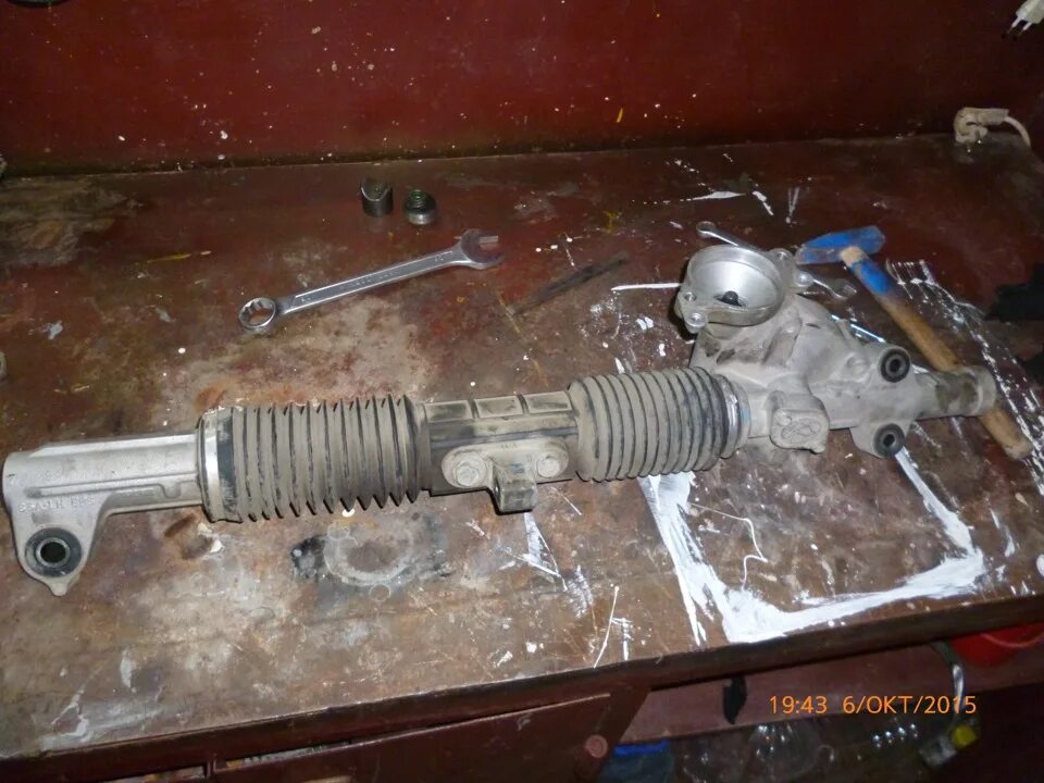 Гудит рулевая рейка. 53605-s5a-003 ползун рулевой рейки. рулевая рейка honda civic драйв 2. рейка civic 7. ползун рулевой рейки хонда.