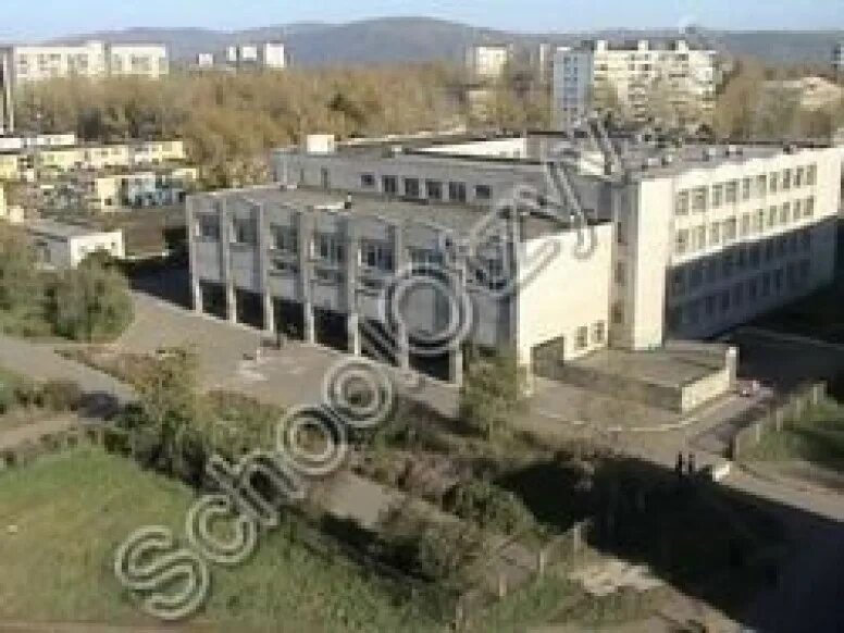 32 школа комсомольск на амуре. Школа номер 32 комсомольск на амуре. Школа 32 комсомольск на амуре. Комсомольск-на-амуре улица школа 32. Школа 32 комсомольск на амуре.