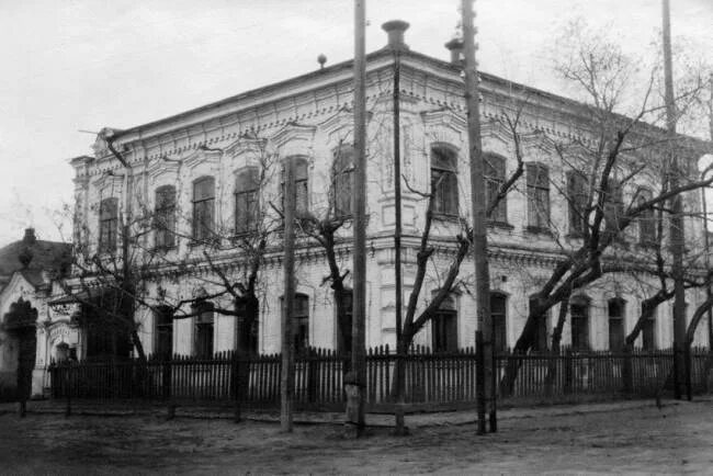Энгельс отмечает знаменательную дату: 100-летие со дня основания военкомата - Пр
