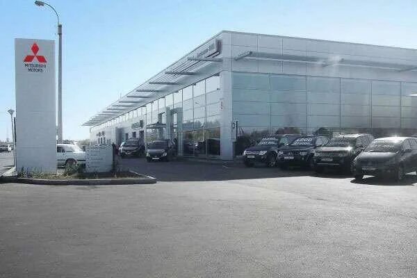 нежинское шоссе 2/1 оренбург. нежинское шоссе 1 оренбург. автосалон 2000 нежинское шоссе. машина хонда автосалон. автосалоны 2000 годов.