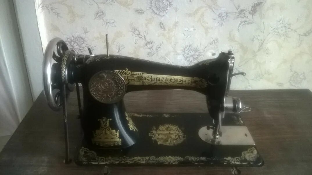 Р авито спб. Р авито спб. Мебель даром в спб. Зингеръ двора его величества машинка. Авито санкт-петербург.