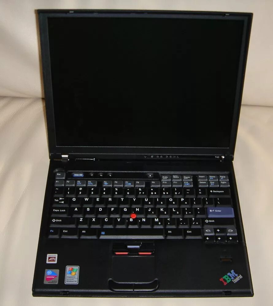 Ibm t43. IBM t43 ноутбук. Ноутбук IBM THINKPAD t43. IBM THINKPAD 700c. IBM t43 15".