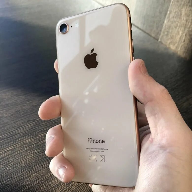 Продать айфон 8. Iphone 8 Gold. Айфон 8 64 ГБ. Айфон 8 Голд 256 ГБ. Айфон 8 Gold 64.