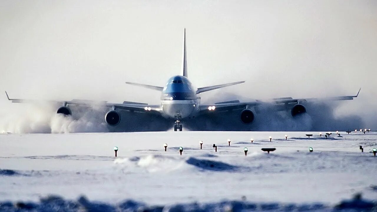 Plane snow