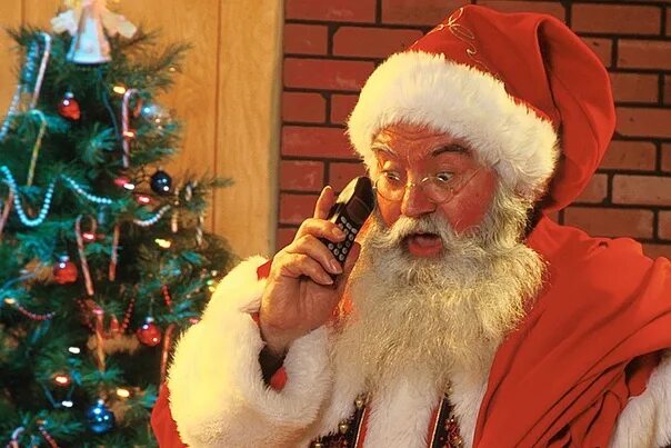 Жертвы нового года. Дед Мороз с телефоном. Дед Мороз звонит. Разговор с дедом Морозом.