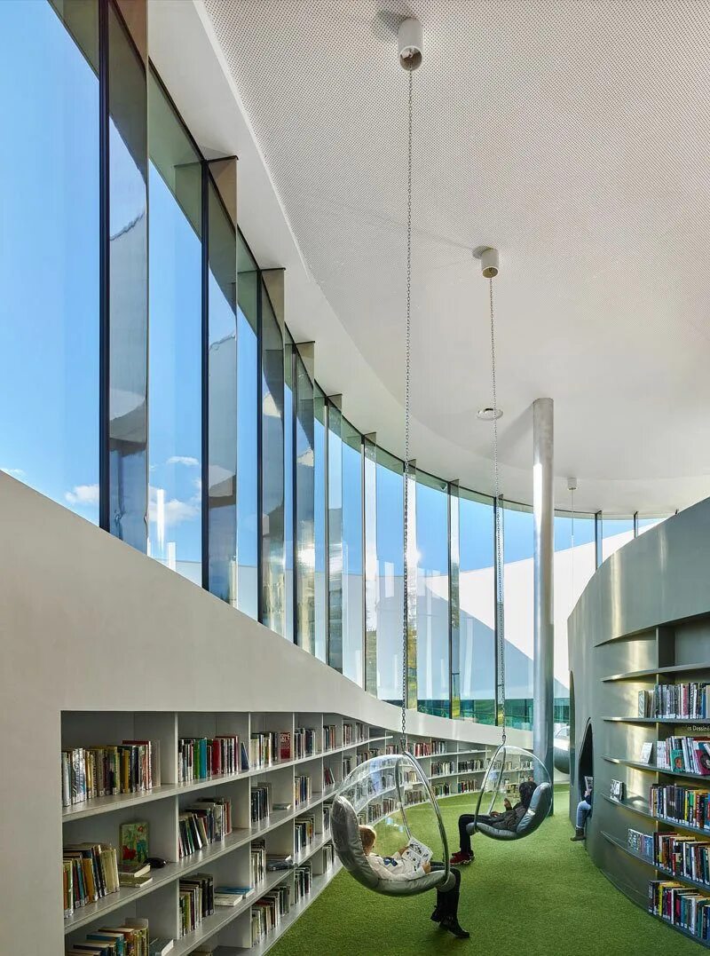 Современная библиотека. Медиа-библиотека в Тьонвиле, Франция. Публичная библиотека Тьонвиля. Медиабиблиотека Тионвиль.
