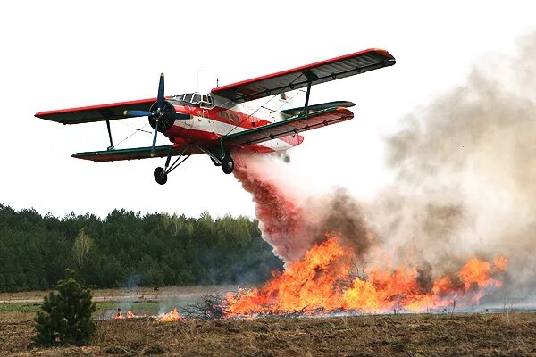 Первый советский пожарный самолет. Ан2 самолет для тушения пожара. АН-2 Авиалесоохрана. АН-2 пожарный. Пожарный вертолет Авиалесоохрана.