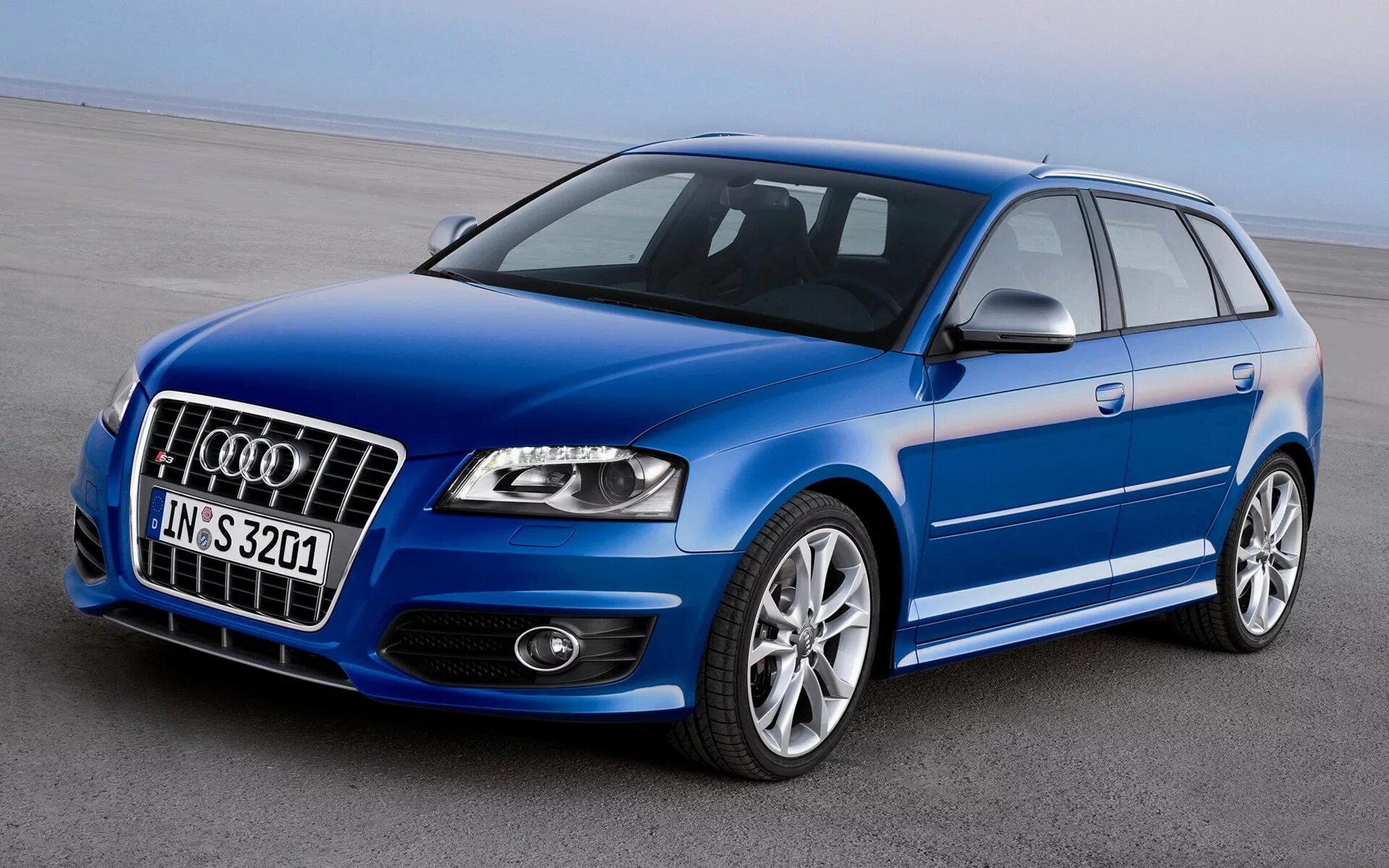 Audi s3 8p. Ауди s3 2009. Audi a3 2009. Audi s3 2008.