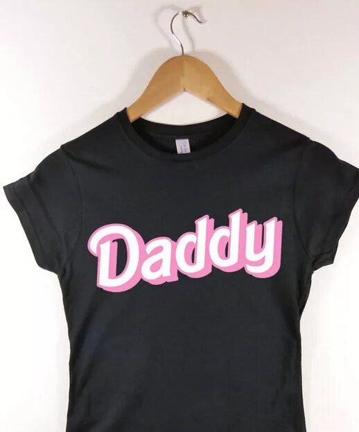 Daddy's girl одежда. Daddy топ. Розовый топ Daddy. Yes Daddy кофта.