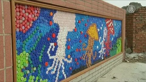 Картины из крышек из бутылок