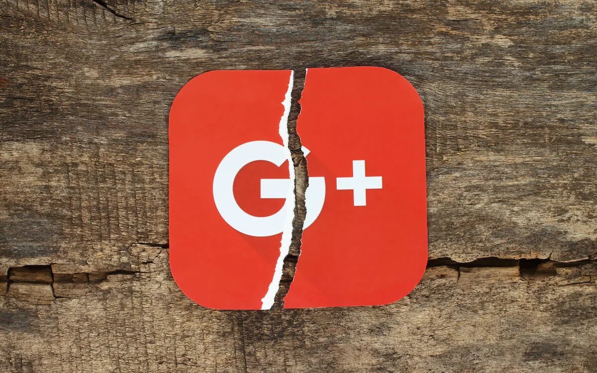 Google plus социальная сеть. Бежевая иконка гугл. Плюс логотип. Google plus социальная сеть. Гугл.
