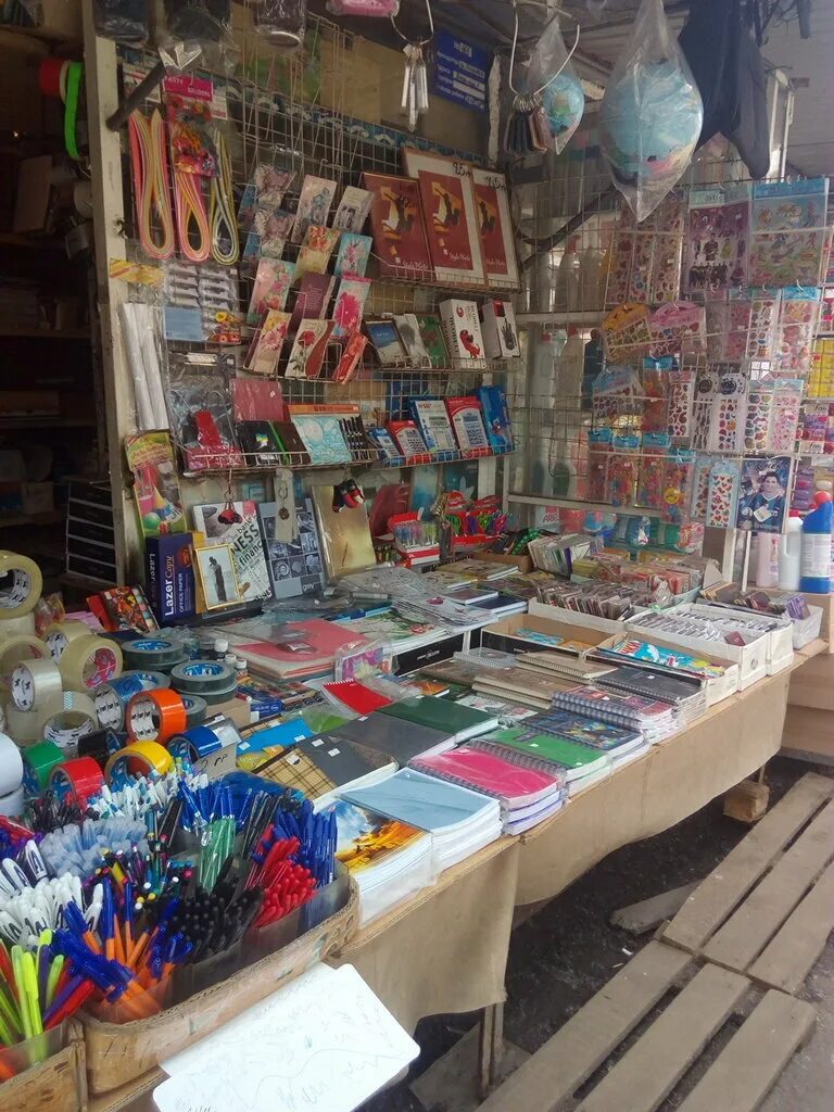 солнечный канцтовары. огромная канцелярия магазин. выкладка канцелярии в магазине. магазин канцелярии. магазины с канцелярией в жуковском.