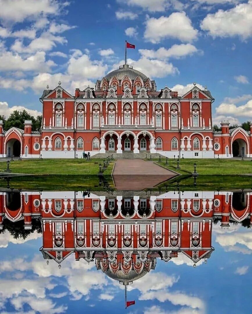 Из Петербурга в Москву. Царская дорога и её дворцы Аргументы и Факты