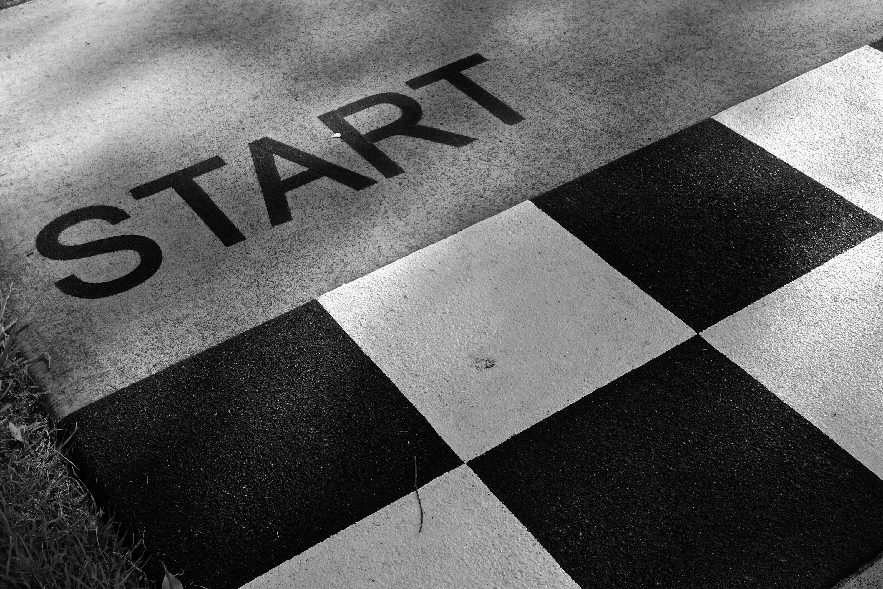Start in circles. Старт. start картинка. старт фото. линия старта.