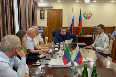 Депутат республики дагестан