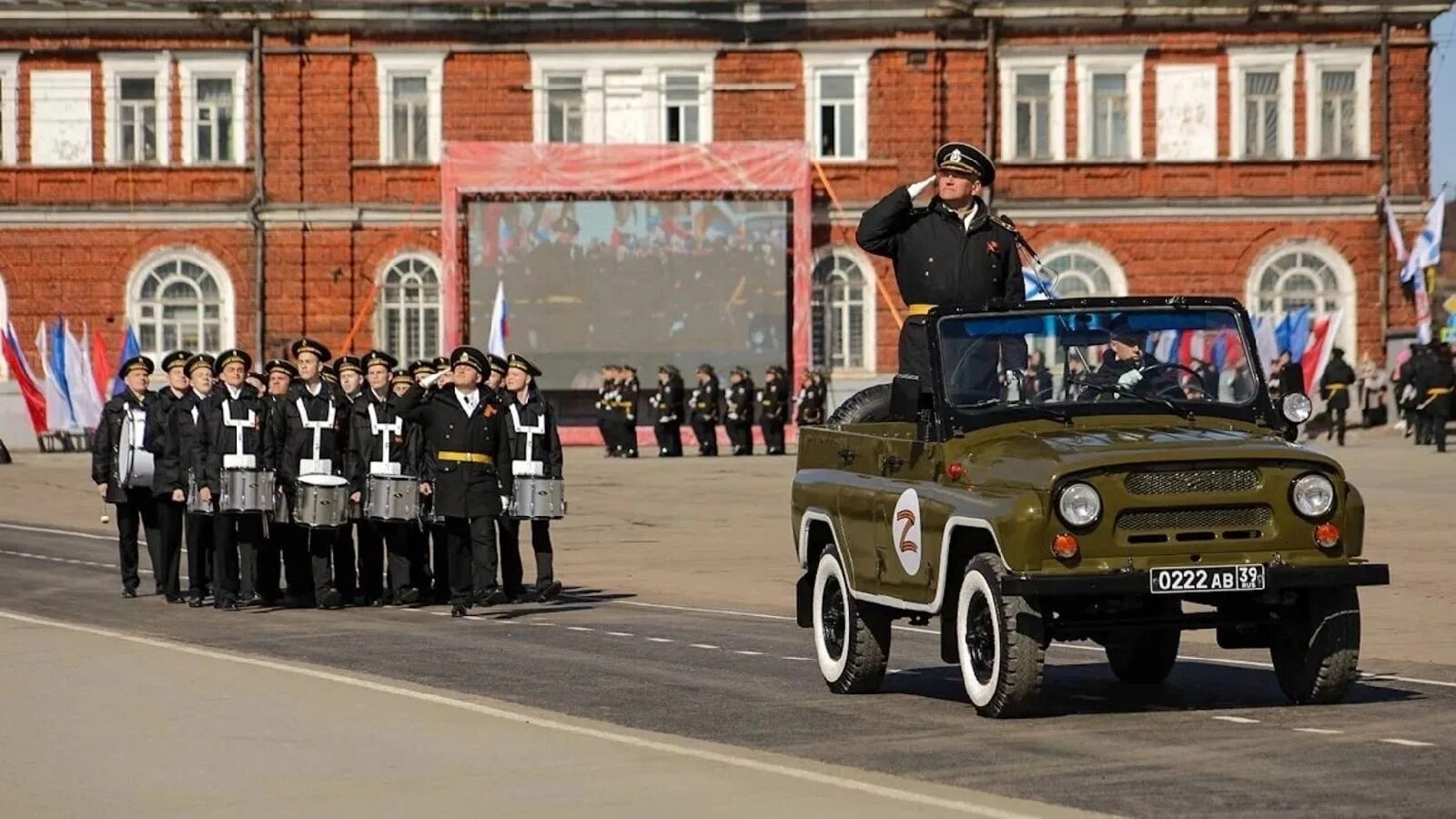 Парад в великом новгороде 20 января 2025. Парад победы в архангельске 2025. 9 мая в архангельске 2025. парад победы северодвинск. парад в архангельске на 9 мая 2025.