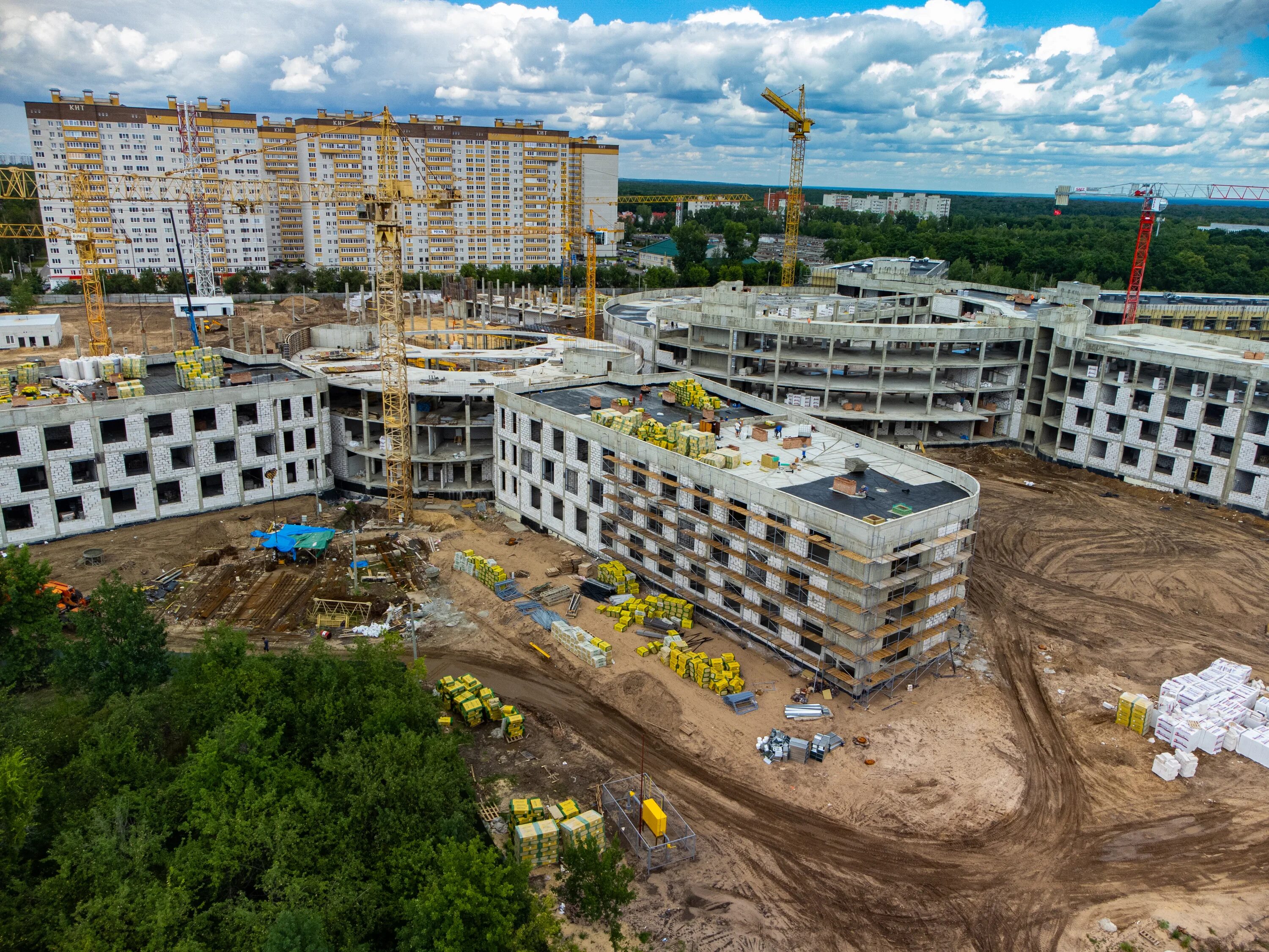 Воронеж мегашкола Московский проспект. Мегашкола Воронеж проект. Новая мега школа в Воронеже. Новая школа в Воронеже. Завершено строительство школы