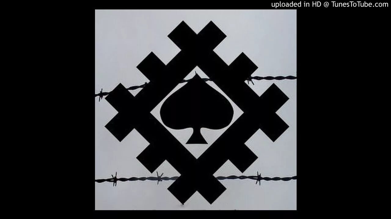 Наконечники на ворота. Гио пика логотип. Гио пика. Гио пика значок. Варайден найт ванкин пико.