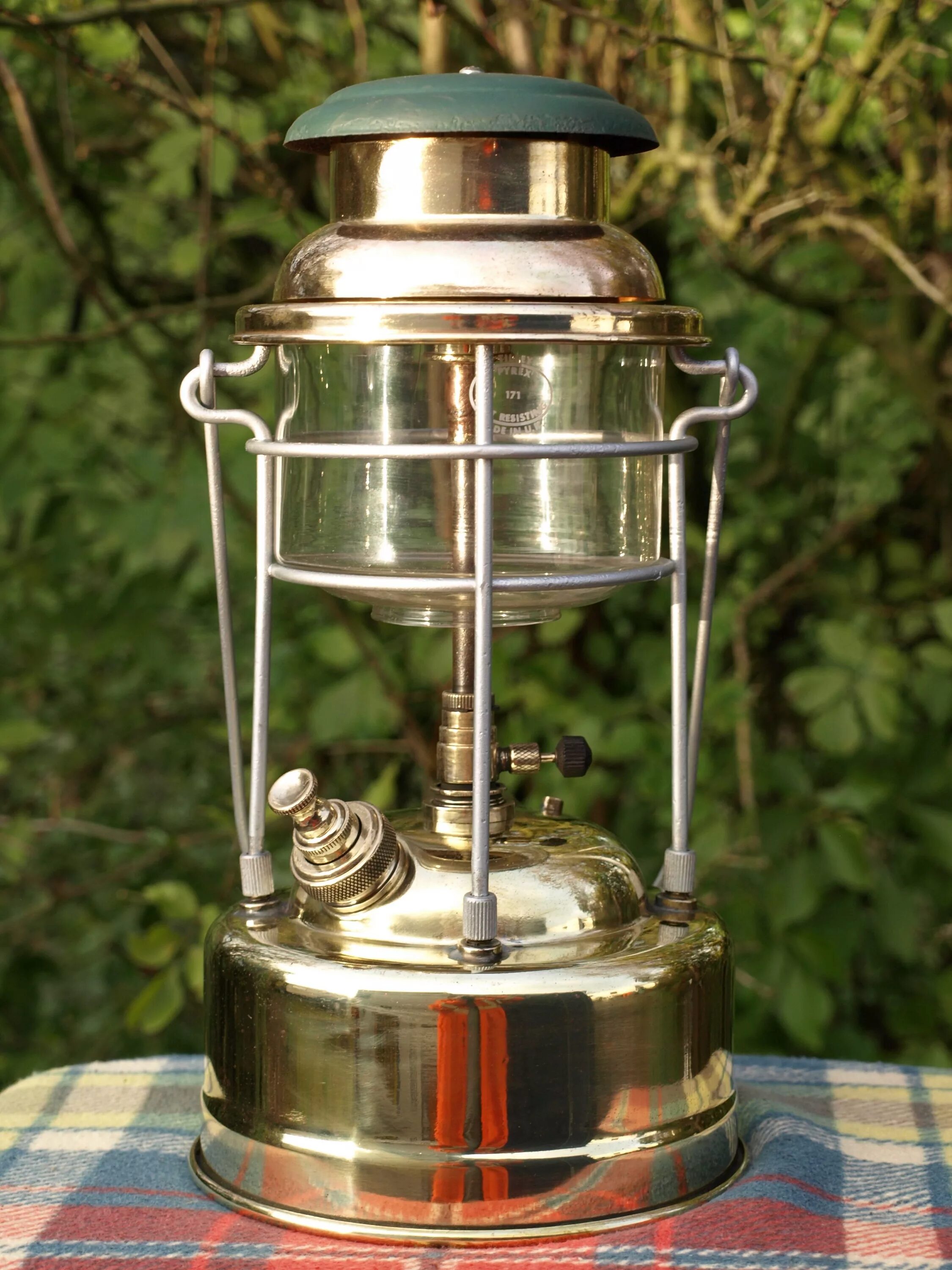 Калильная керосиновая лампа. Лампа керосиновая petromax 150. Калильная лампа петромакс. Калильная сетка для керосиновой. Petromax hk500.