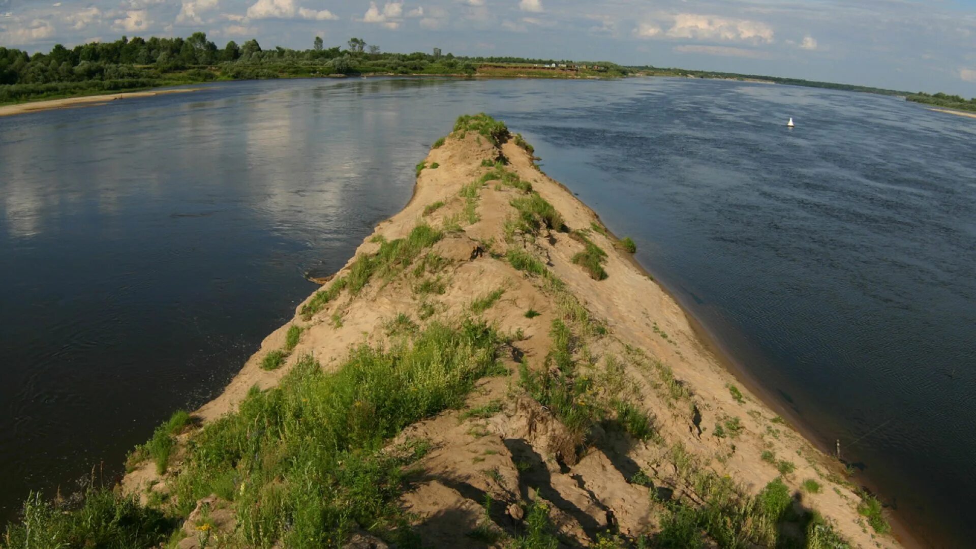 Устье картинки. Устье Клязьмы Ока. Устье реки Клязьма. Устье реки Клязьма во Владимирской области. Стрелка Оки и Клязьмы.