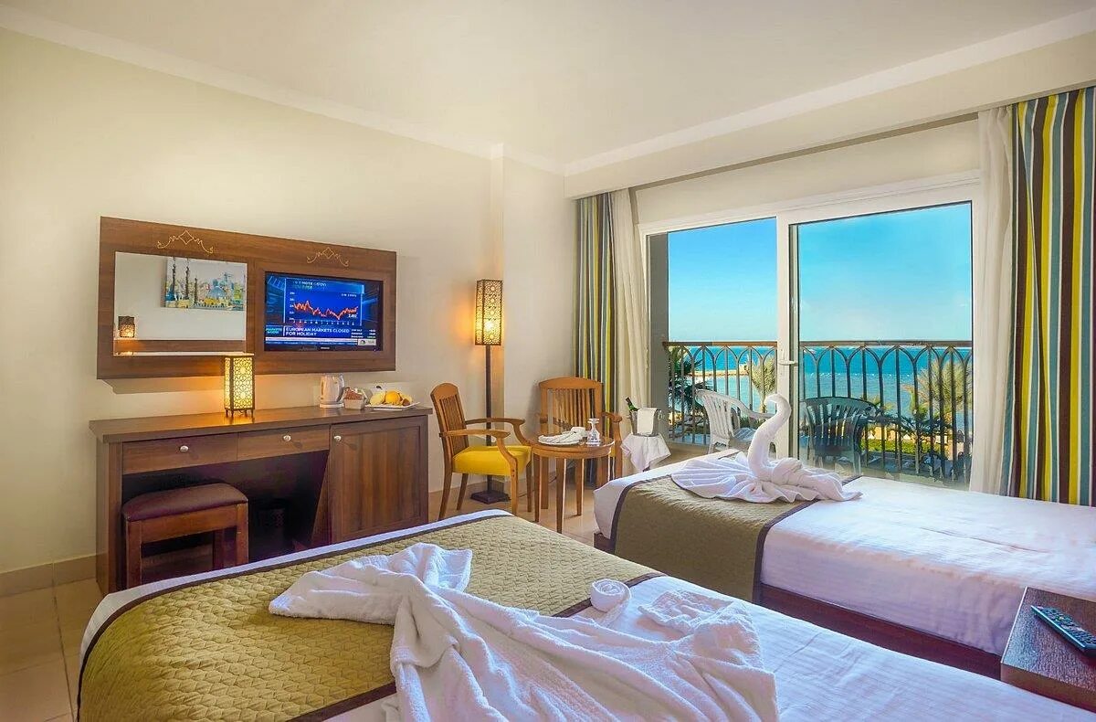 Royal oasis naama bay resort) 4*. Royal star beach resort хургада. Роял стар резорт хургада. Royal beach hotel resort 4. Роял стар отель хургада.