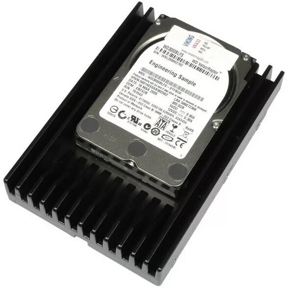 Интерфейс жесткого диска ssd. Hdd 10000 rpm vs ssd. hdd wd raptor. wd raptor ssd. wd 3000.