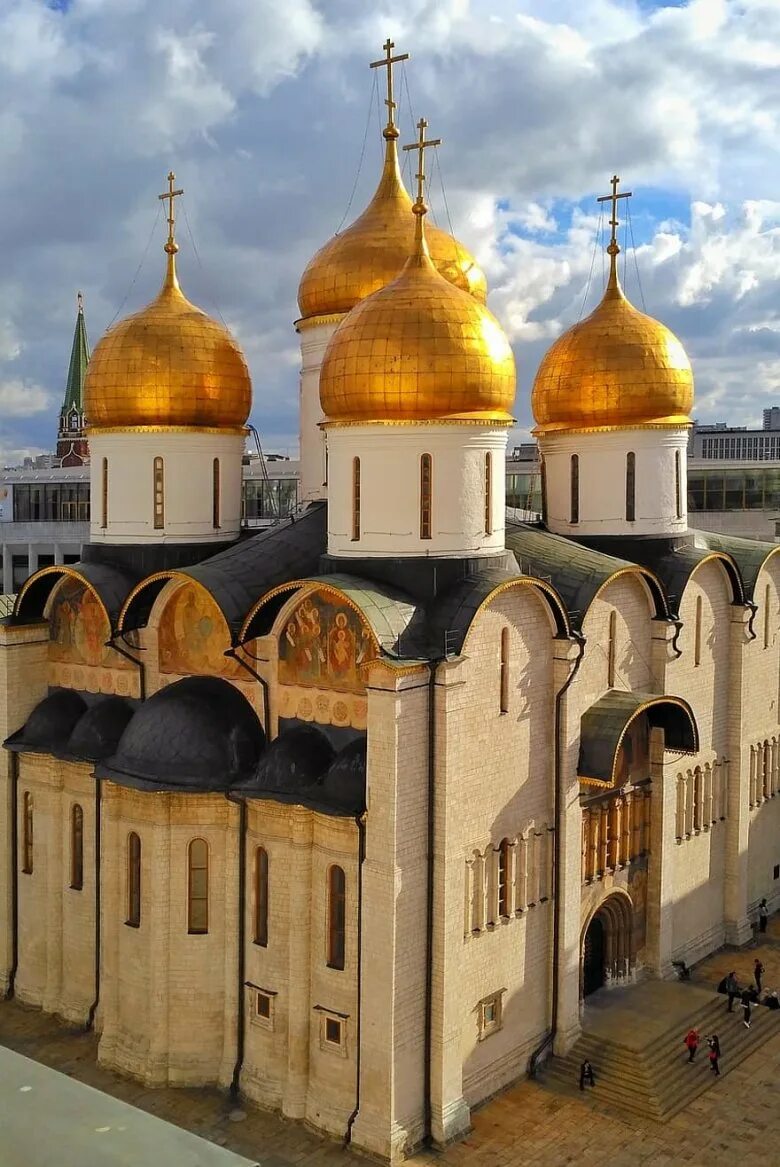 Христианская православная церковь москва. Храмы древней руси. Храм зодчество древней руси. Церковь василия на горке xv век псков. Русскому храму быть.