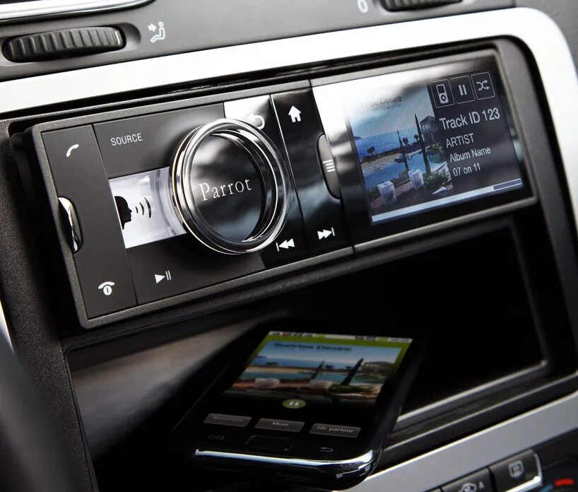 Магнитофон для mitsubishi carisma 2001. Громкая магнитола. Громкая магнитола. 1din магнитола в салоне авто. Pioneer mvh-280fd.