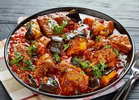 Рецепт говядины с помидорами и луком