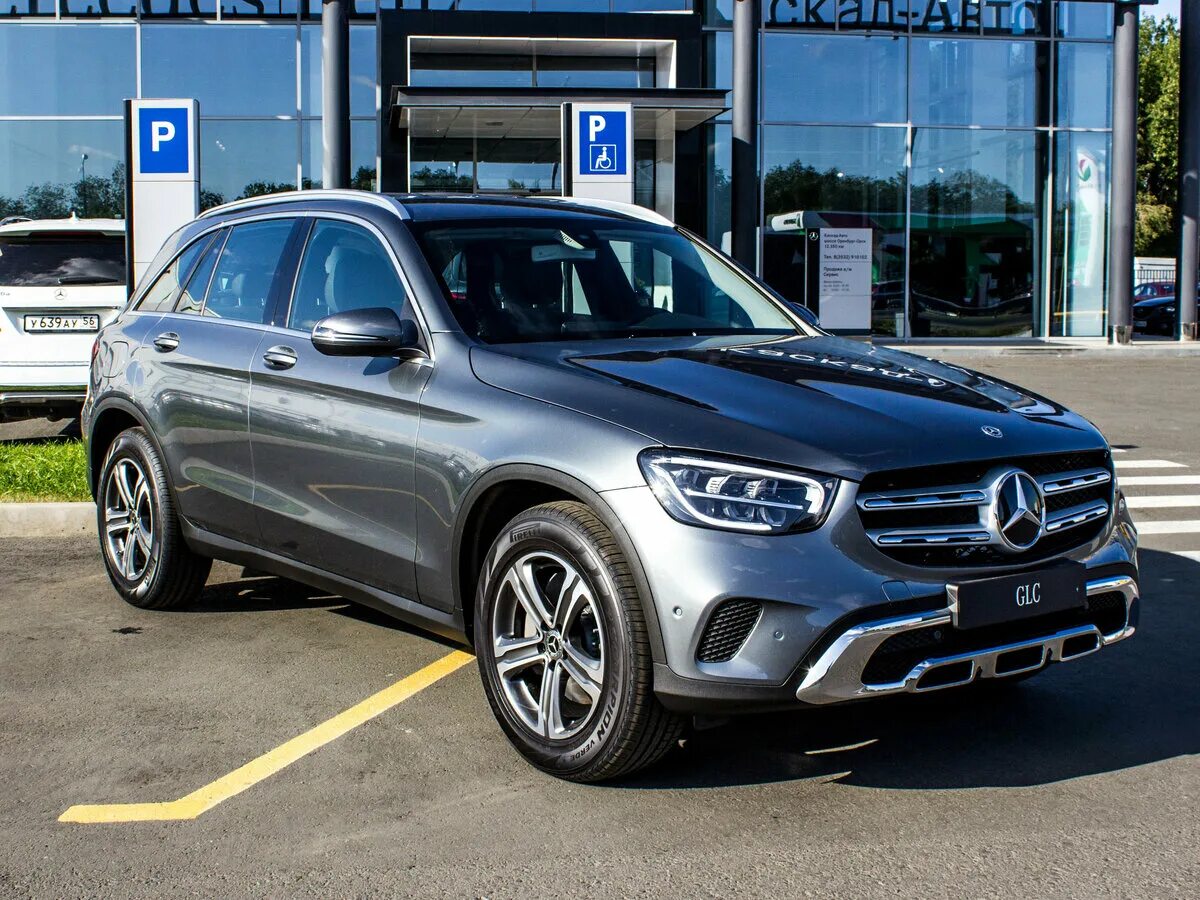 GLC 200 Мерседес. Mercedes-Benz GLC 253. Мерседес GLC 2019. Мерседес Бенц ГЛЦ 200. Купить мерседес глц