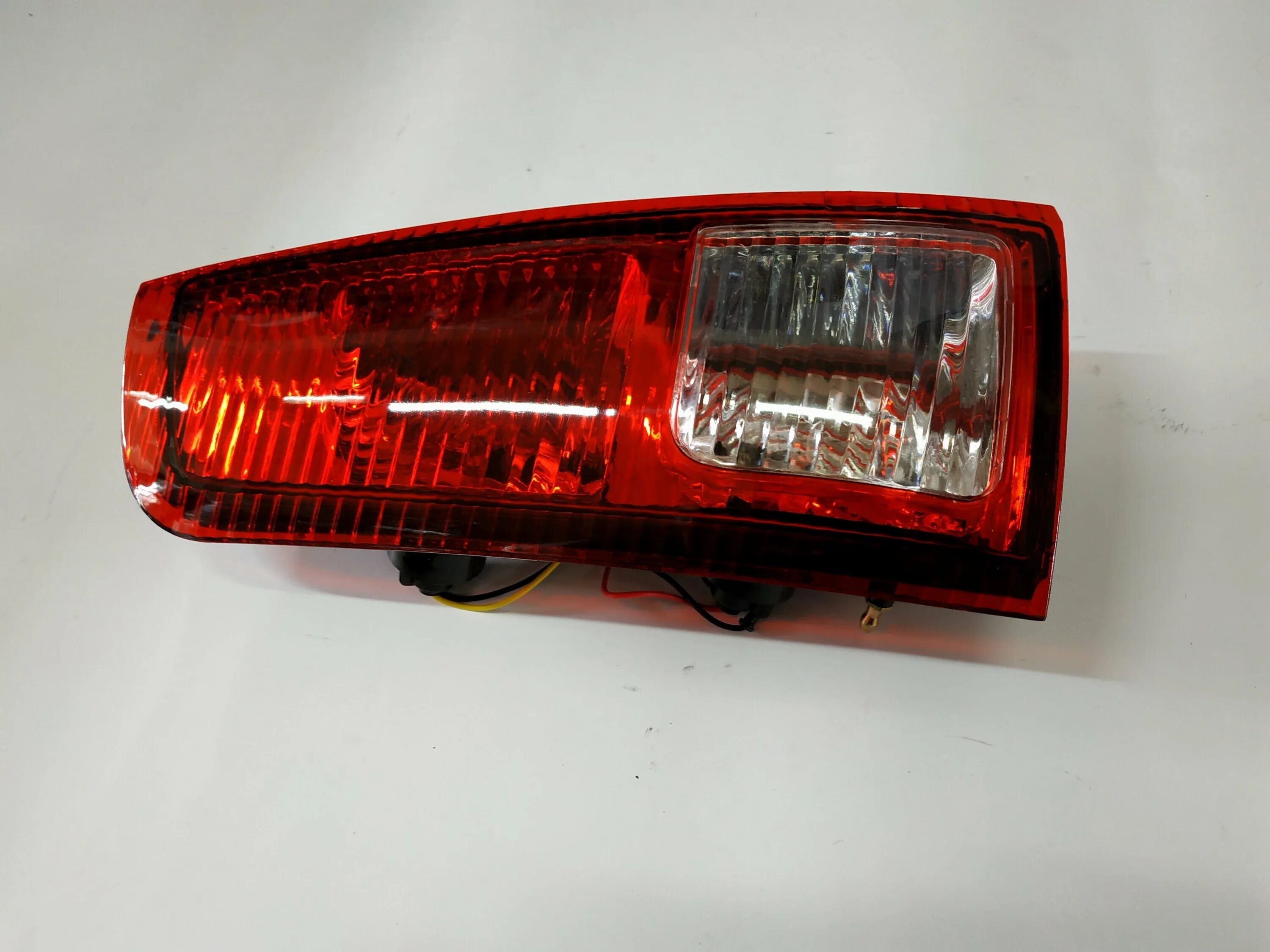 Задний фонарь ховер. Задний фонарь ховер. Задний фонарь ховер. Фонарь задний верхний левый great wall h5. Great wall 4133100b00b1 - фонарь левый.