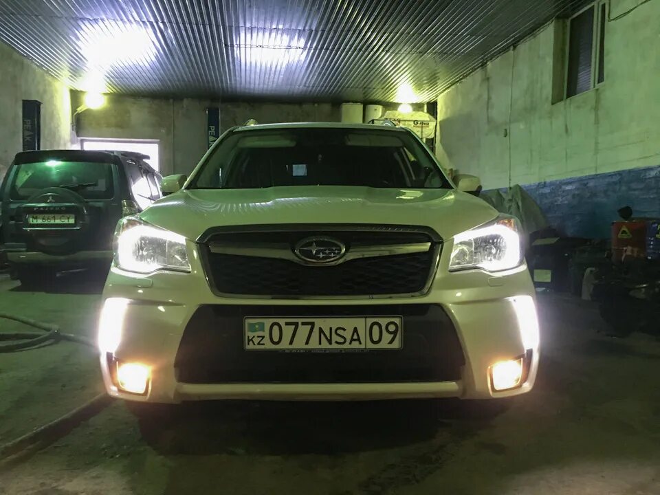 Ходовые огни Subaru Forester SJ. ДХО Subaru Forester sh. ДХО Субару Форестер SJ. Субару Форестер 2007 ходовые огни.