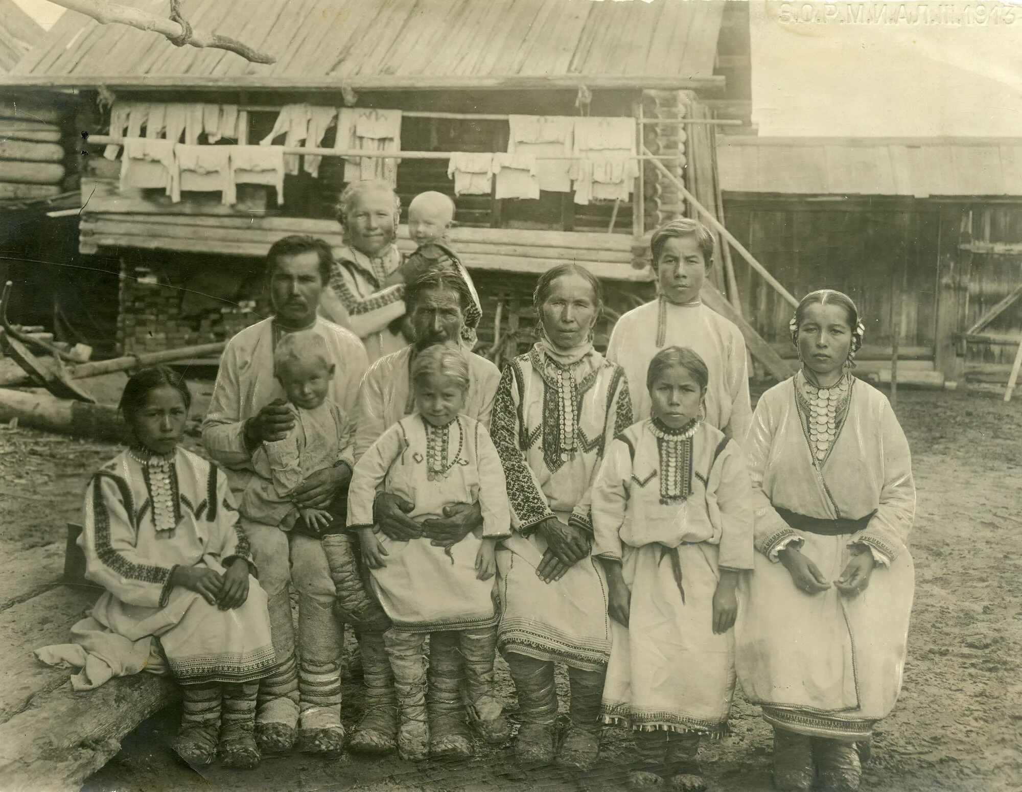 Уральская семья какие народы. Марийцы черемисы. Народы Урала марийцы черемисы. Чувашки Казанской губернии. Коренные народы Урала марийцы.