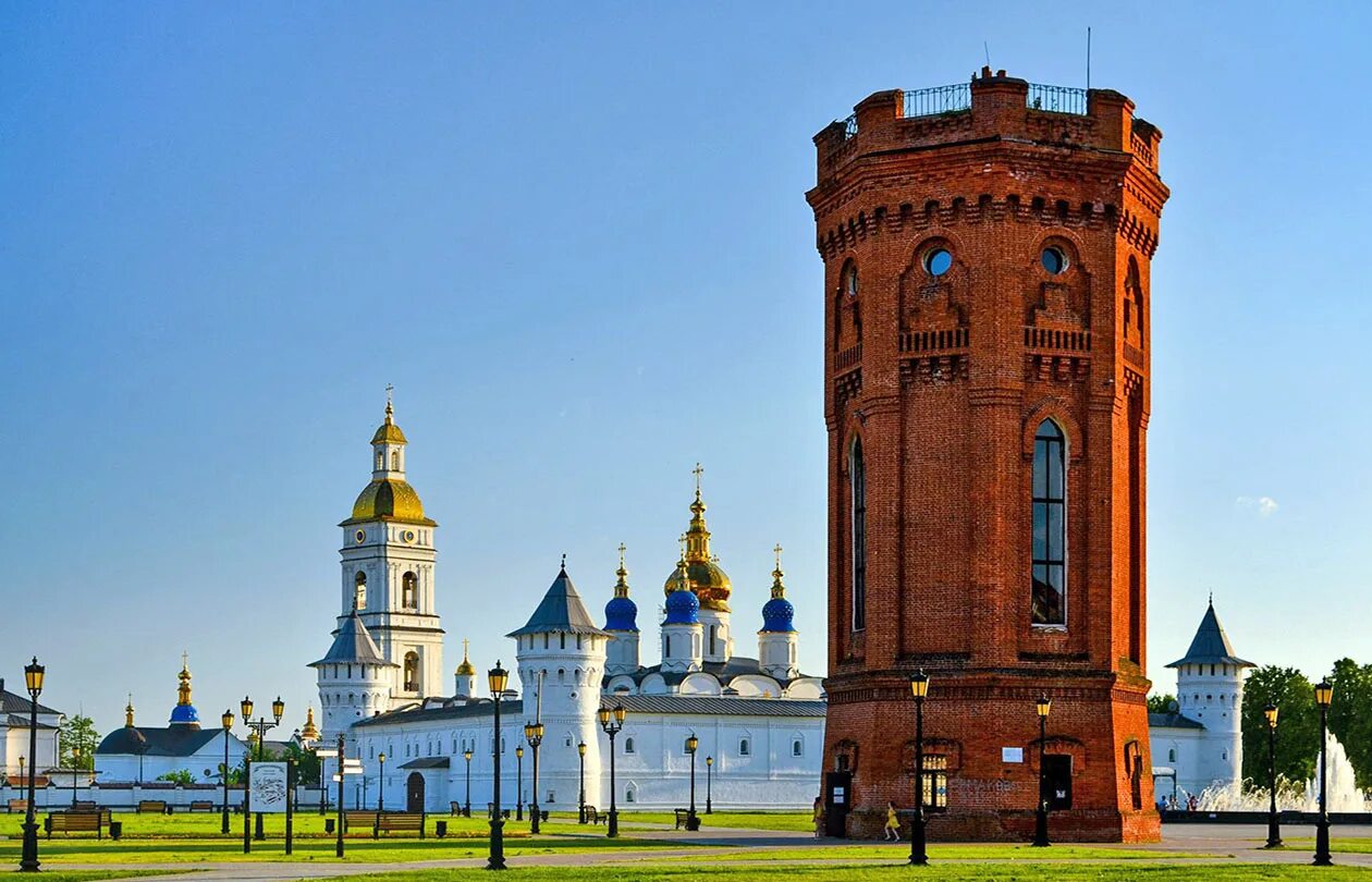 Тобольск куда сходить. Город тобольск тобольский кремль. достопримечательности тобольска. тобольский кремль.. тобольский кремль тюмень. водонапорная башня тобольского кремля.