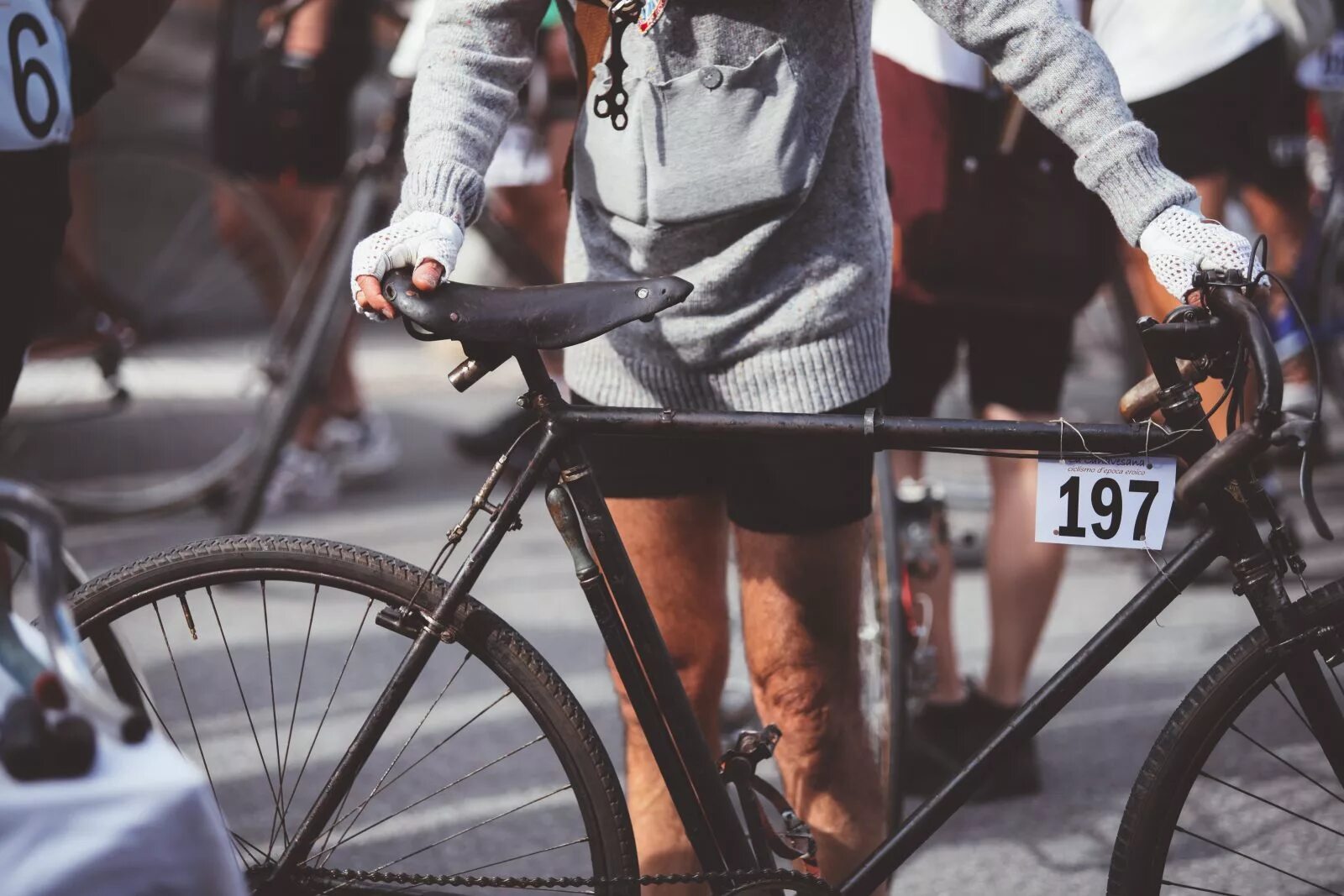 Велосипед Reevoo. Выбор городского велосипеда. Посадка на городском велосипеде. Большой выбор. Велосипед какая промышленность