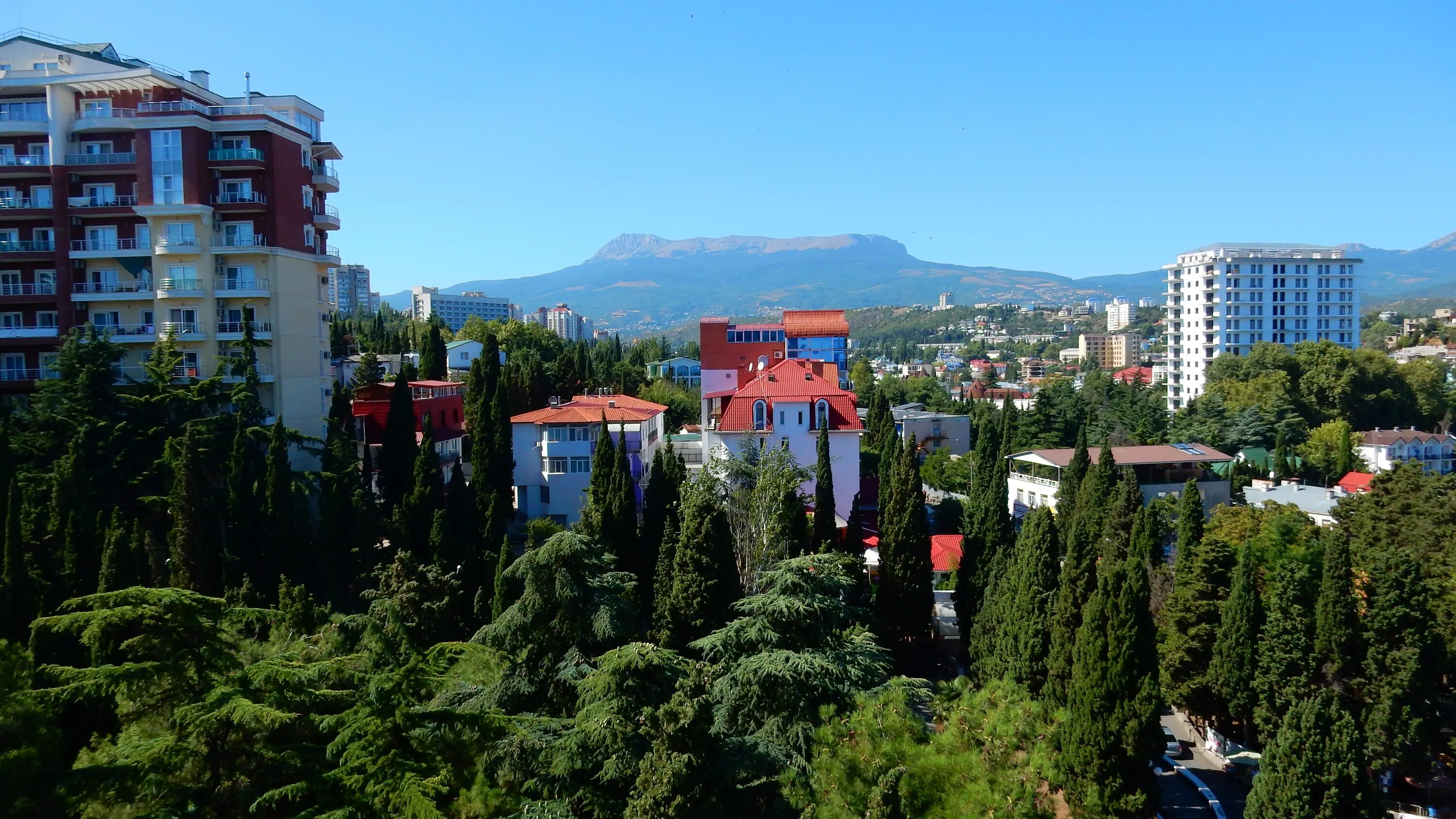 Алушта экскурсии 2022. Лазарет елы-бахчи Алушта. Алушта достопримечательности экскурсии. Крым Алушта экскурсии. Окрестность алушты