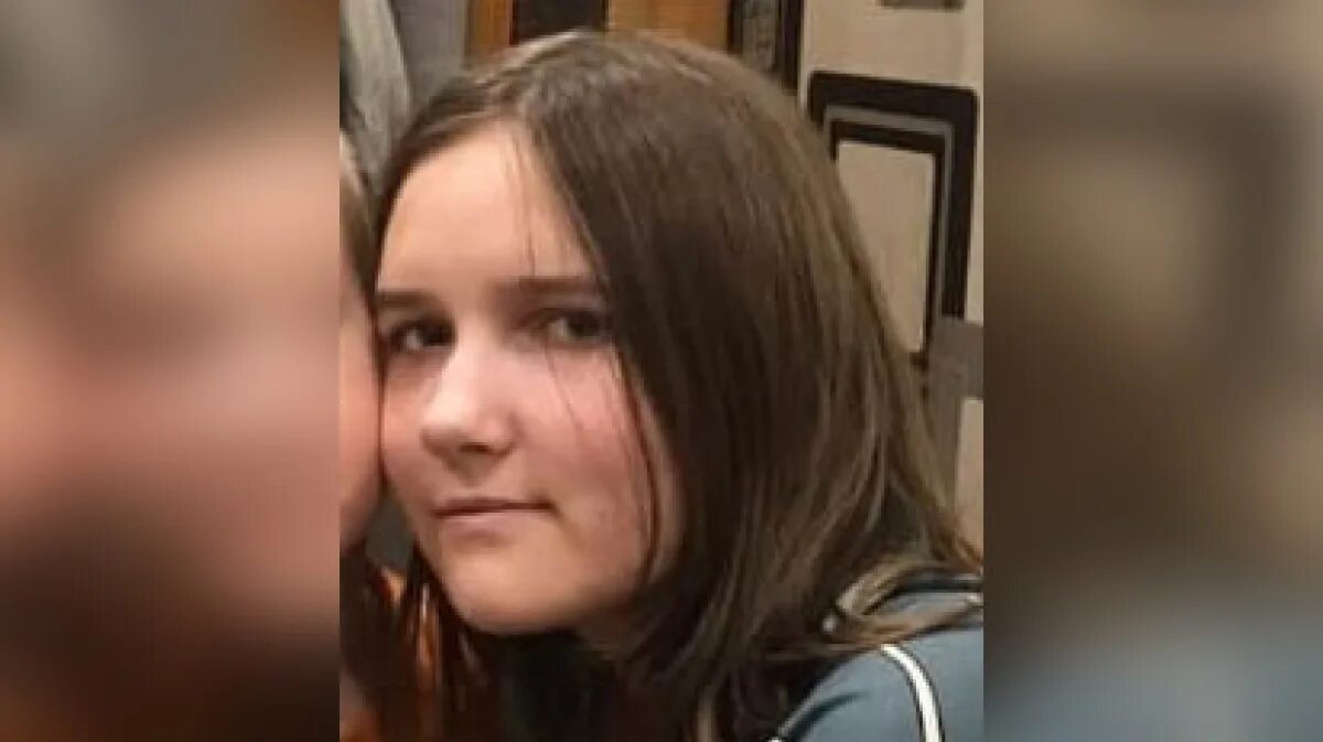 12 ле ние девочки. Девочка 10 лет селфи. 12 летняя одарра живет. 12 летняя девочка v ubke. 12 летняя девочка с белым личиком.