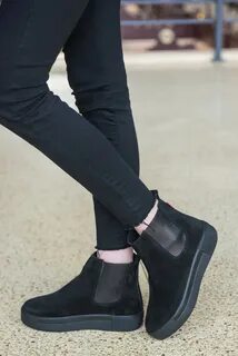 Ботинки без молнии женские