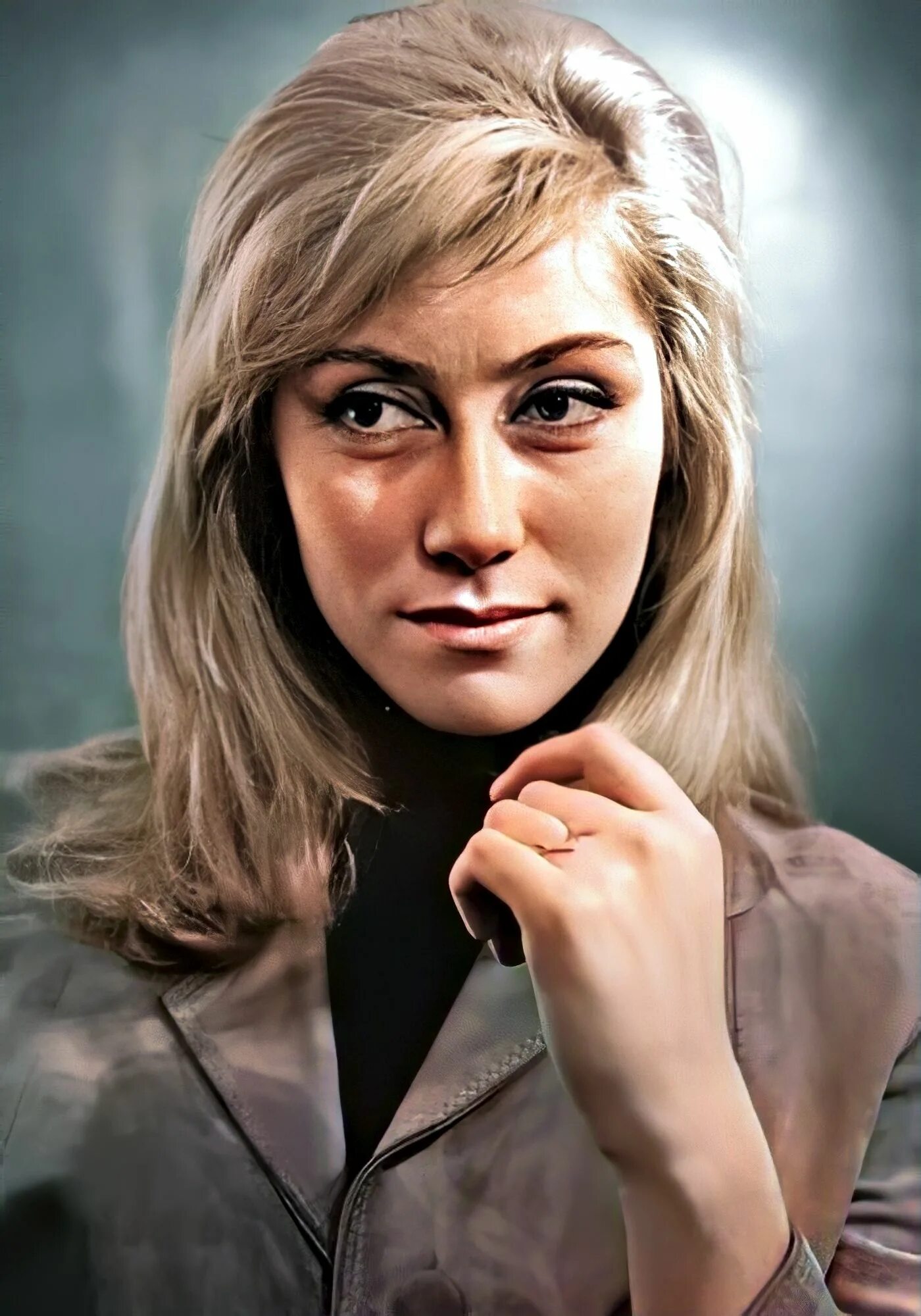 Гурченко людмила марковна. Титова валентина антиповна фото. Ирина миро. Наталья малявина актриса. Людмила гурченко фото.