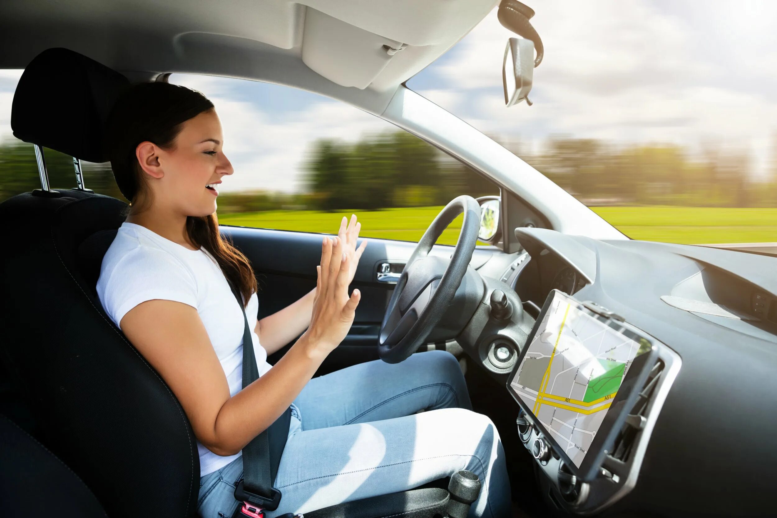 Машины для женщин. Сон водить машину. Maggie driving. Мужчина за рулем автомобиля. Усталость за рулем.