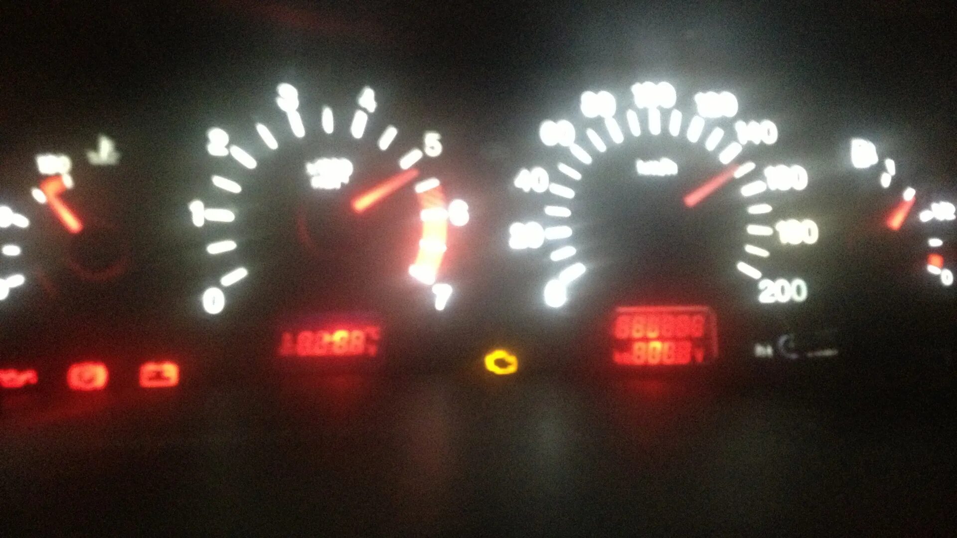 Спидометр ваз 2115. Чек на ваз 2114 на приборной панели. Коды ошибок ваз 2115 инжектор 8 1. Ваз 2113 ошибки. Ваз 2113 тайм аттак.