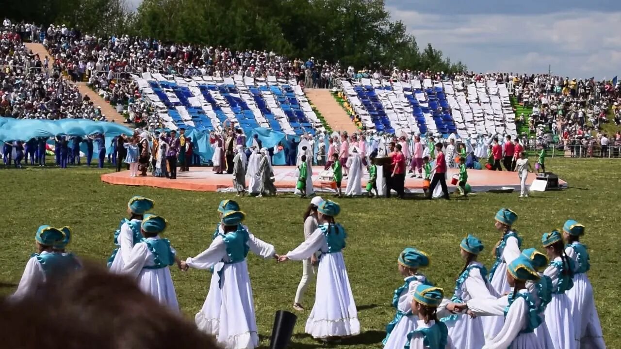 Арск стадион сабантуй. Нижнекамск сабантуй ильинка. Майдан нижнекамск. Нижнекамский сабантуй. Сабантуй нижнекамск 2023.