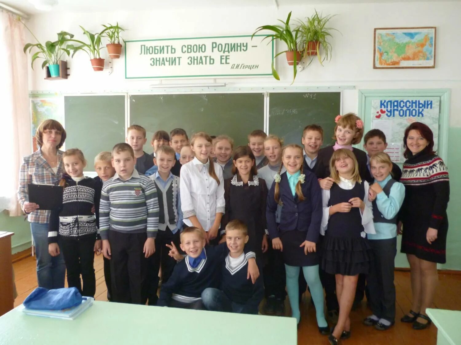 первомайская сош карачевского. карачев школа 4. 4 школа карачев. 4 школа карачев. 4 школа карачев.