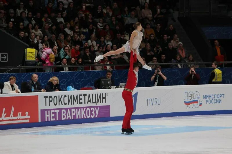 мишина галлямов вальс. анастасия мишина и александр галлямов 2022. фигуристы анастасия мишина и александр галлямов. мишки мишина и галлямов. суй вэньцзин фигуристка.