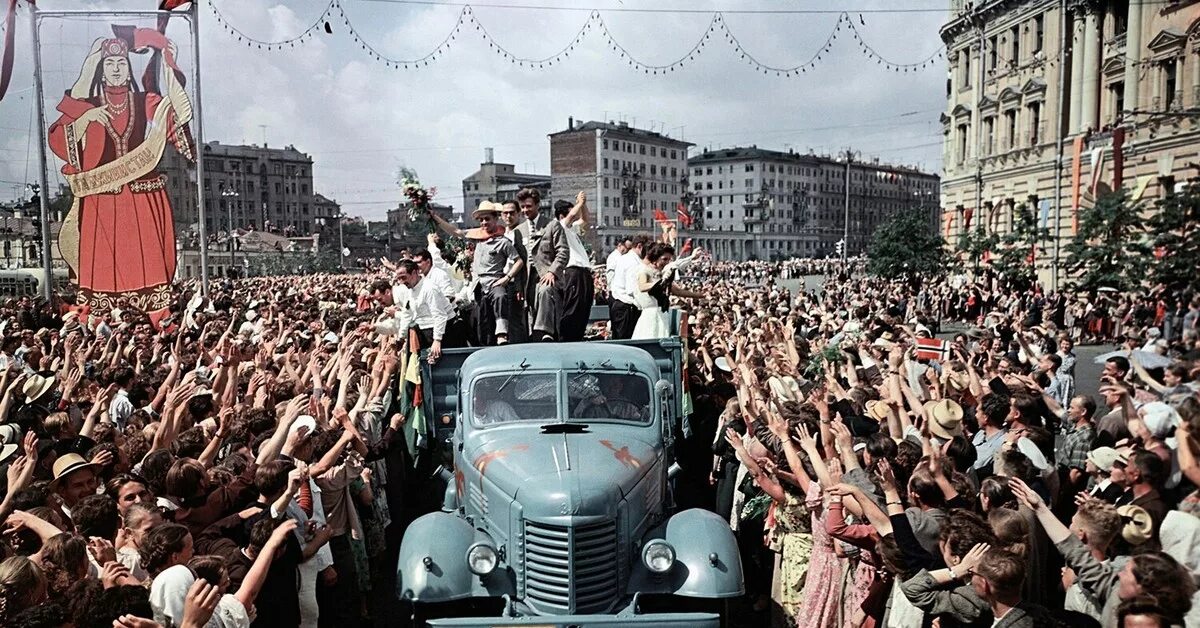 Международный кинофестиваль 1957. Всемирный фестиваль молодёжи и студентов в Москве 1957. Международный молодежный фестиваль 1957. 6 Фестиваль молодежи и студентов 1957.