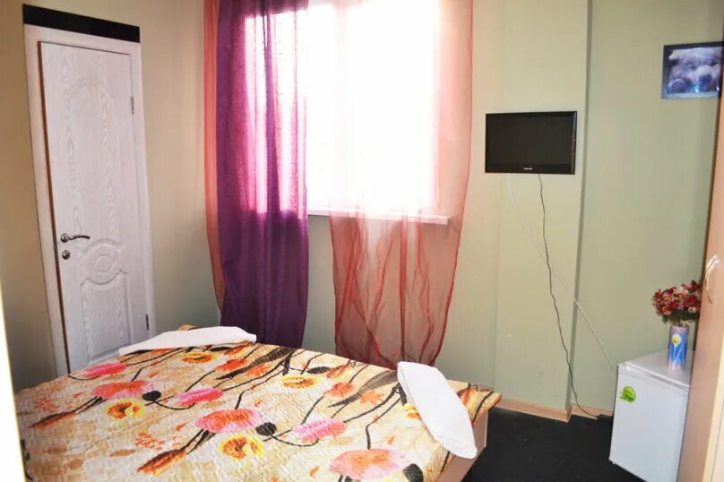 гостевой дом дежавю. гостевой дом дежавю геленджик. приморский 15 а-б. дежавю гостевой дом абзаково. трёхместный номер анапе.