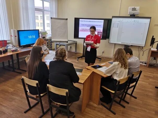 Преподаватели дополнительного профессионального образования. WORLDSKILLS Преподавание в младших классах. Мастерские Преподавание в младших классах. WORLDSKILLS Russia Преподавание в младших классах. Профессионалы 2024 Преподавание в младших классах.