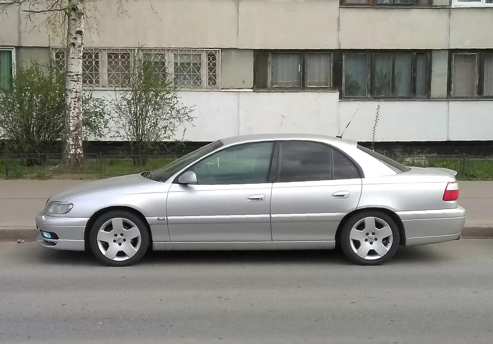 Opel Omega r18. Opel Omega b r17. Intra r 15 Opel Omega b. Intra r17 Opel Omega. Омега б колеса